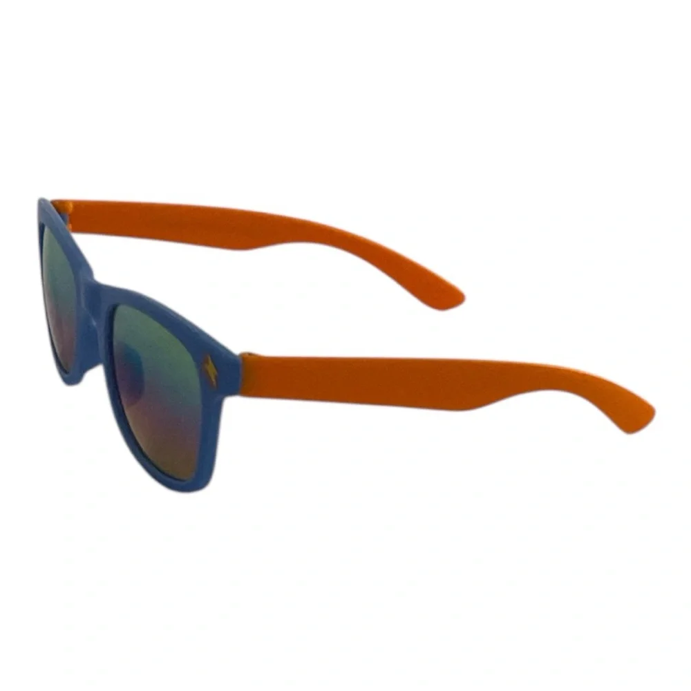 Kids 3 pairs of sunglasses (patriotic, polarized, white change color with sun)